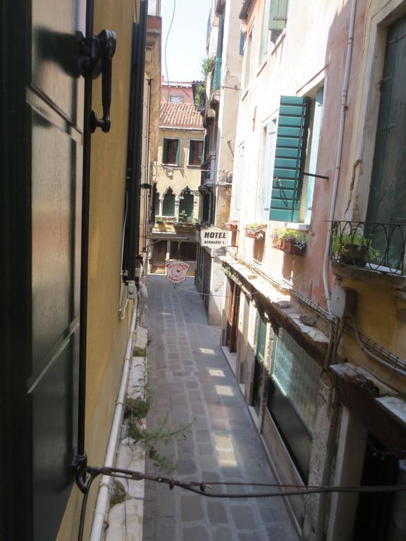 Manzoni Venedig